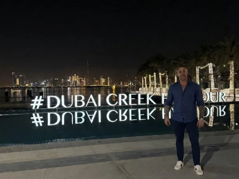 Riccardo Lucietti a Dubai Creek Harbour, consulente appartamenti